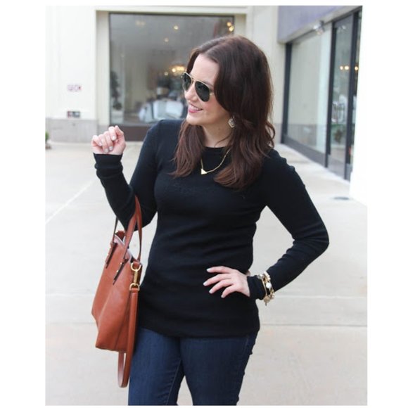 Nasty Gal Sweaters - 🆕Nasty Gal - Fitted Crew Neck Ribbed Knit Sweater